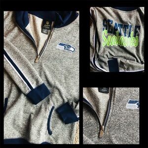 NFL JUNIORS COLLECTION— SEATTLE SEAHAWKS (XL)
PULLOVER /KANGAROO POCKET/ 3/4 ZIP